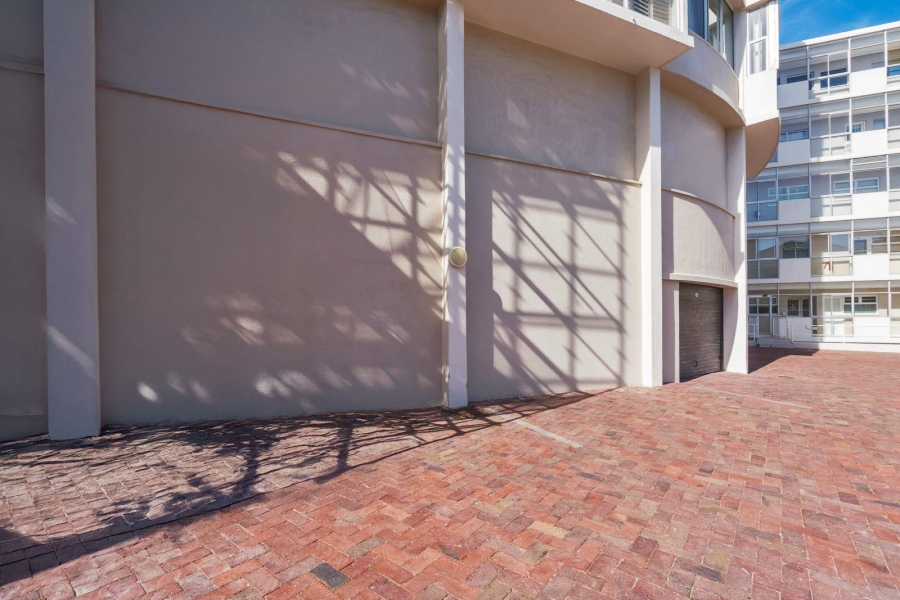 2 Bedroom Property for Sale in Bantry Bay Western Cape